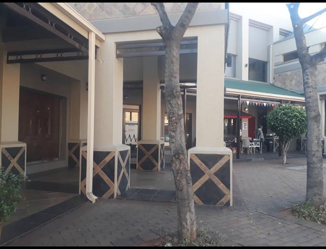 1,125M² BUSINESS FOR SALE IN RUSTENBURG CENTRAL
